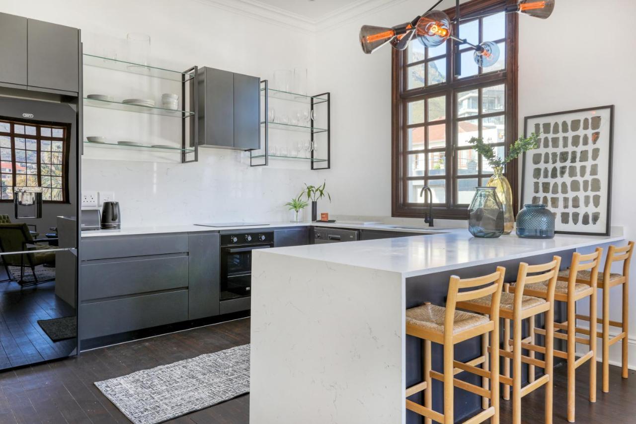 Secure & Central: Villa With Views Of Table Mountain Cape Town Bagian luar foto
